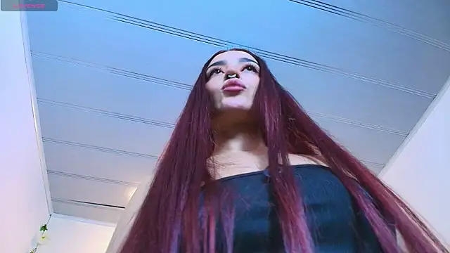 Snapshot of ViolethRosse chatting on 13, 5, 2026 ViolethRosse online show from 13, 5, 2026