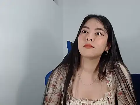 EloiseJun online show from 12, 11, 2025