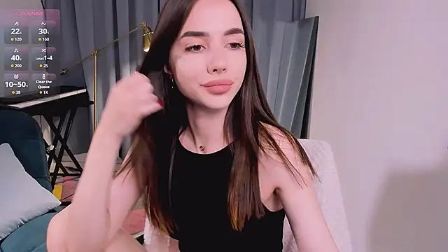 Snapshot of shuggybaby chatting on 19, 11, 2025 shuggybaby online show from 19, 11, 2025