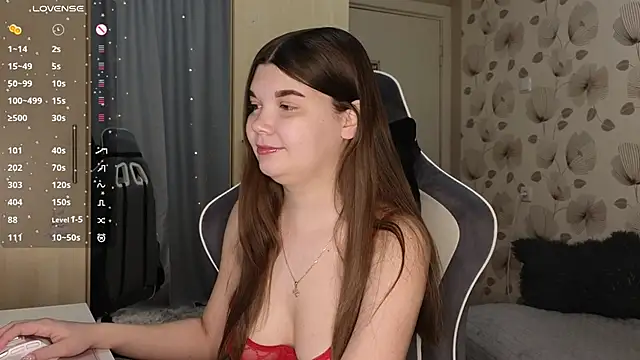 Snapshot of _cute_ice chatting on 9, 4, 2026 cute ice online show from 9, 4, 2026