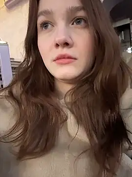 Snapshot of MichelleRoux chatting on 9, 2, 2026 MichelleRoux online show from 9, 2, 2026