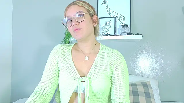 BelaMiller  online show from 5, 11, 2025