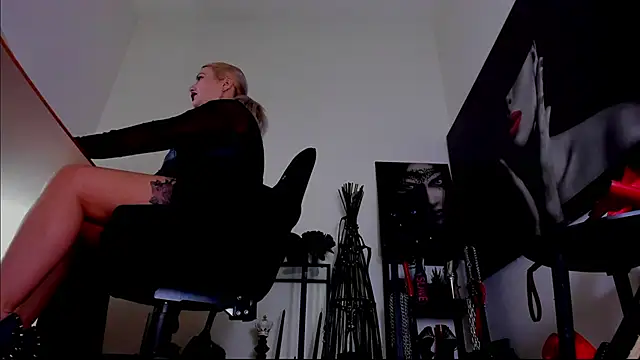 Snapshot of demisweet chatting on 26, 2, 2026 demisweet online show from 26, 2, 2026