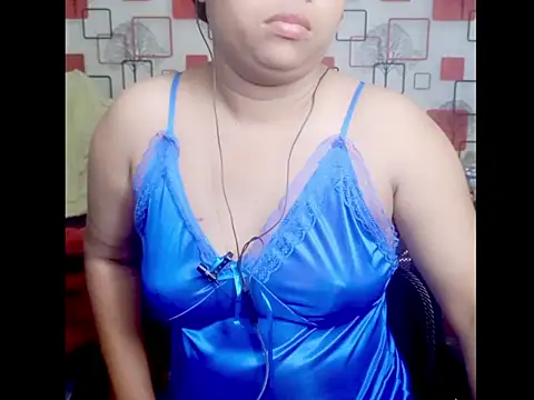 Snapshot of LushVamp chatting on 17, 9, 2025 LushVamp online show from 17, 9, 2025