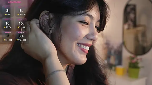 MoiraEger online show from 19, 9, 2025