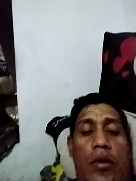 Snapshot of XRonny6 chatting on 12, 7, 2026 XRonny6 online show from 12, 7, 2026