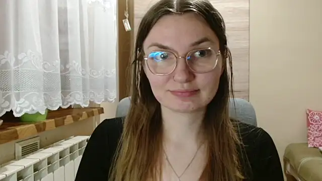 LooveELLYx online show from 17, 12, 2025