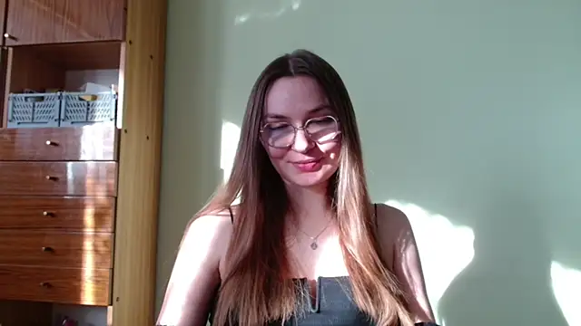 LooveELLYx online show from 3, 3, 2026