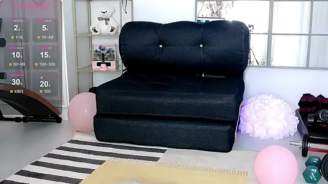 Snapshot of SarahRaynex chatting on 16, 4, 2026 SarahRaynex online show from 16, 4, 2026