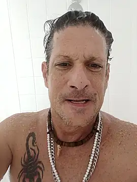 Snapshot of redonfire chatting on 15, 1, 2026 redonfire online show from 15, 1, 2026