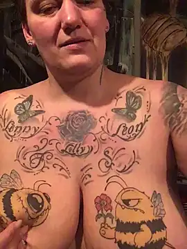 Snapshot of Ich-eben123 chatting on 17, 9, 2025 Ich-eben123 online show from 17, 9, 2025