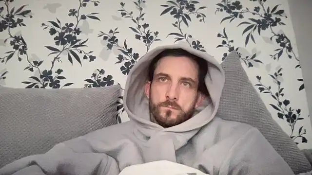 Snapshot of Big8inchUncutCock chatting on 7, 4, 2026 Big8inchUncutCock online show from 7, 4, 2026