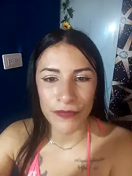 Snapshot of karinnahotdirty chatting on 22, 4, 2026 karinnahotdirty online show from 22, 4, 2026