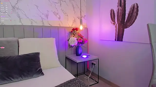 Snapshot of Karlla_Brown chatting on 6, 3, 2026 Karlla Brown online show from 6, 3, 2026