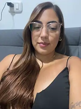 Snapshot of Karlla_Brown chatting on 28, 3, 2026 Karlla Brown online show from 28, 3, 2026