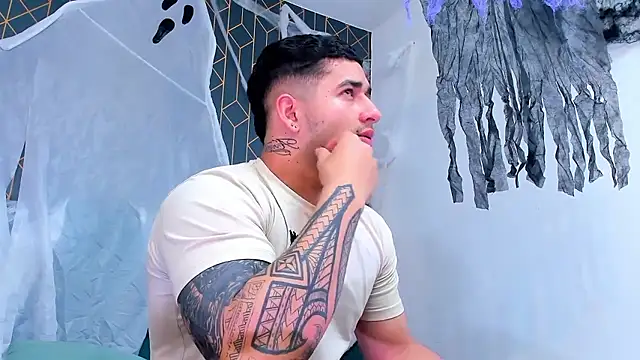 king falconer online show from 23, 10, 2025