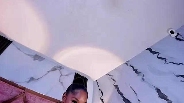 Snapshot of kandy_bronw chatting on 2, 7, 2026 kandy bronw online show from 2, 7, 2026