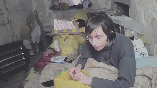 Snapshot of makarov1993 chatting on 24, 4, 2026 makarov1993 online show from 24, 4, 2026