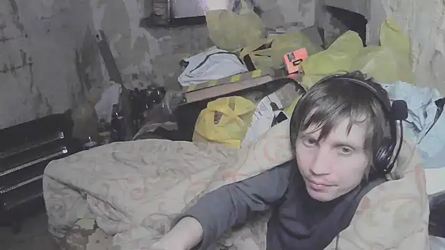 Snapshot of makarov1993 chatting on 29, 4, 2026 makarov1993 online show from 29, 4, 2026