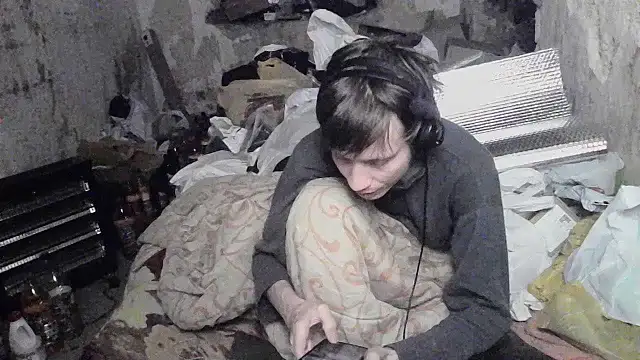 Snapshot of makarov1993 chatting on 14, 6, 2026 makarov1993 online show from 14, 6, 2026