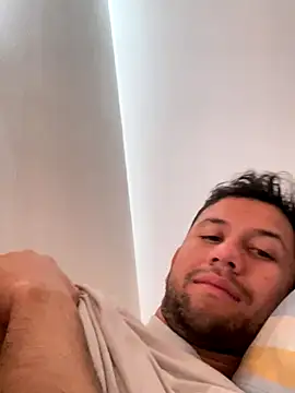 Michaell Spinelly online show from 5, 12, 2025