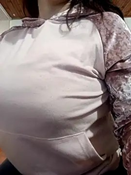 katherine blair online show from 15, 4, 2026