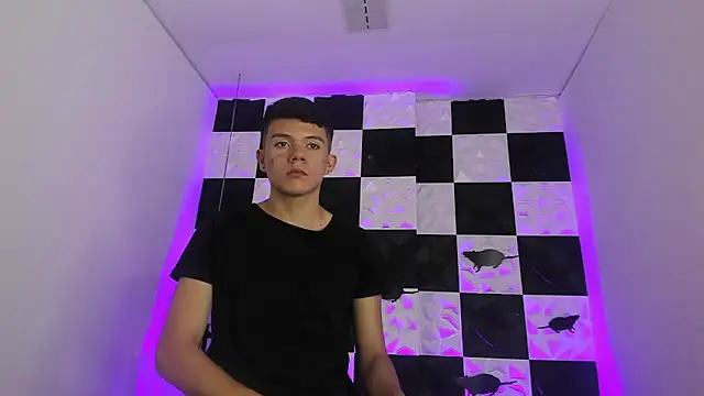 Snapshot of AndyFame1 chatting on 16, 10, 2025 AndyFame1 online show from 16, 10, 2025