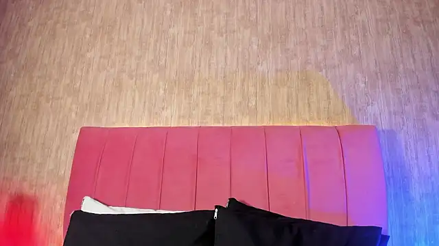 Kendra kobein online show from 25, 2, 2026