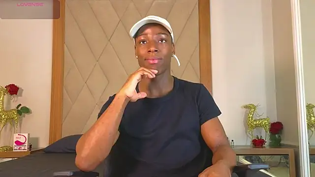 Snapshot of CharlesBrown_ chatting on 19, 5, 2026 CharlesBrown online show from 19, 5, 2026