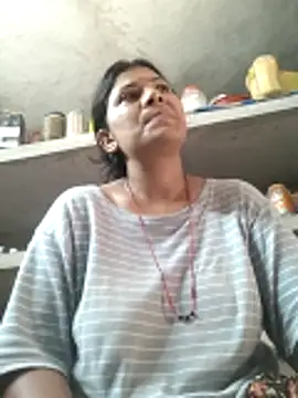 Snapshot of couple_71 chatting on 21, 5, 2026 couple 71 online show from 21, 5, 2026