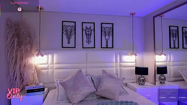 Valeria carter online show from 4, 2, 2026