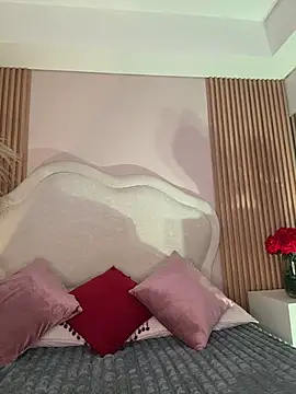 Valeria carter online show from 25, 3, 2026