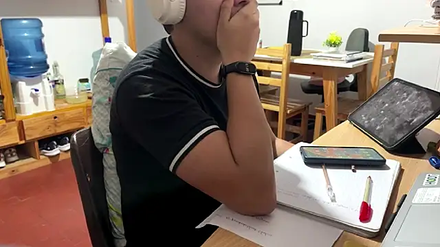 Snapshot of Haustin202 chatting on 20, 11, 2025 Haustin202 online show from 20, 11, 2025