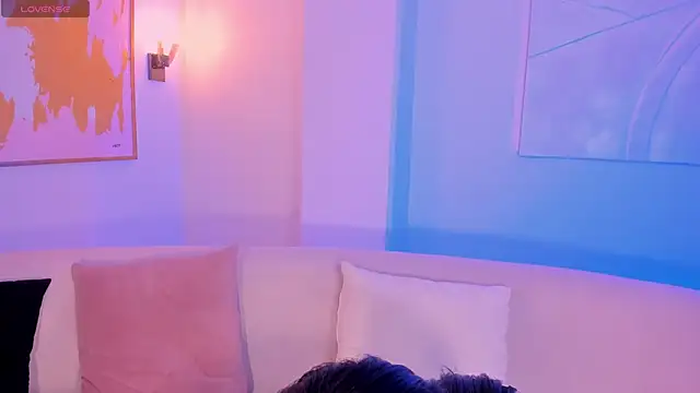 IsabellaMoreau online show from 25, 9, 2025