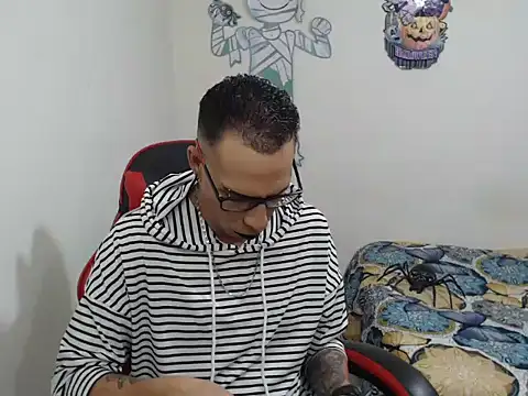 Snapshot of afrodit_25 chatting on 25, 10, 2025 afrodit 25 online show from 25, 10, 2025