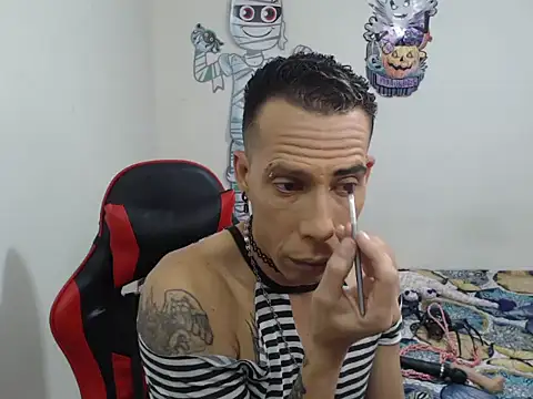 Snapshot of afrodit_25 chatting on 28, 10, 2025 afrodit 25 online show from 28, 10, 2025