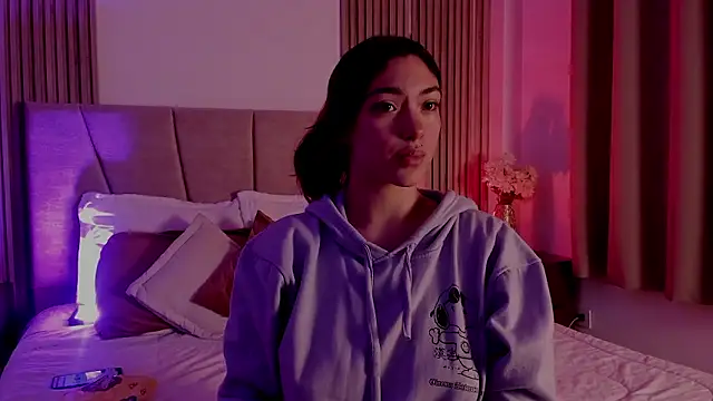 Victoria Beaumont online show from 14, 1, 2026