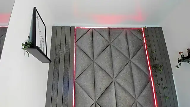 JenaCooper  online show from 13, 1, 2026