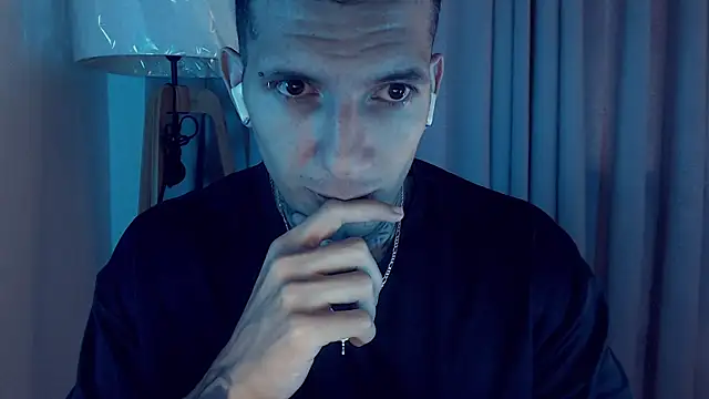 Snapshot of Shane_Clay chatting on 21, 9, 2025 Shane Clay online show from 21, 9, 2025