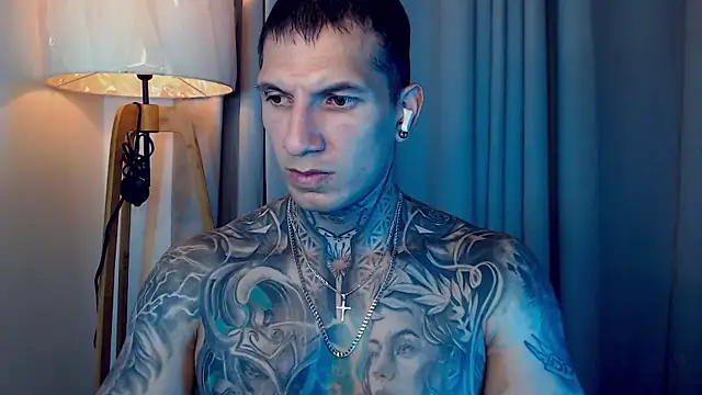 Snapshot of Shane_Clay chatting on 4, 11, 2025 Shane Clay online show from 4, 11, 2025