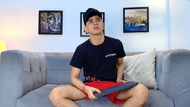 TWINKS FRIENDS online show from 19, 3, 2026