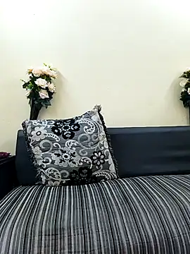 Iampriyaaa15 online show from 1, 10, 2025