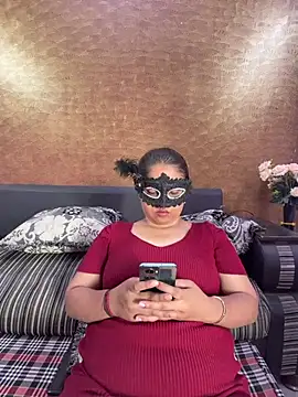 Snapshot of Iampriyaaa15 chatting on 13, 7, 2026 Iampriyaaa15 online show from 13, 7, 2026