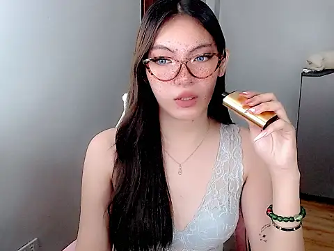 Miss hornydolly online show from 16, 3, 2026