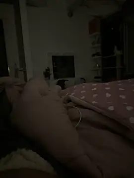 Snapshot of Carloeugenio6 chatting on 5, 10, 2025 Carloeugenio6 online show from 5, 10, 2025