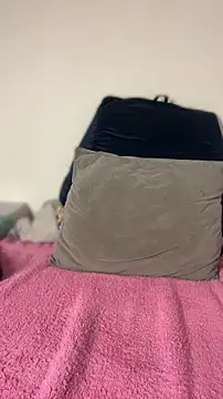 sweet shadil  online show from 17, 4, 2026