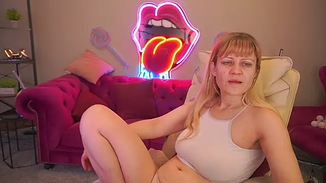 BellaLaPetit online show from 8, 2, 2026