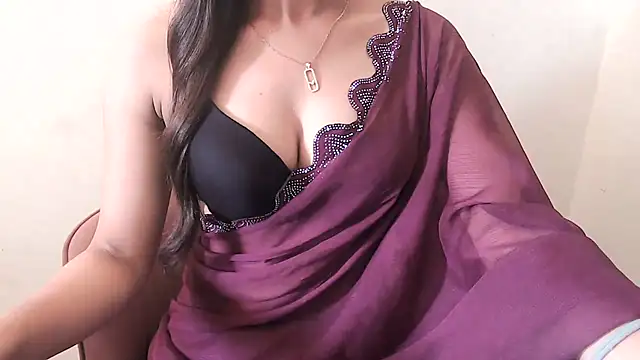 Snapshot of lovepihuu chatting on 23, 7, 2026 lovepihuu online show from 23, 7, 2026