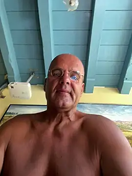 Snapshot of Renebisex chatting on 6, 7, 2026 Renebisex online show from 6, 7, 2026