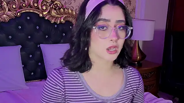 LiLLiAnderson online show from 21, 11, 2025